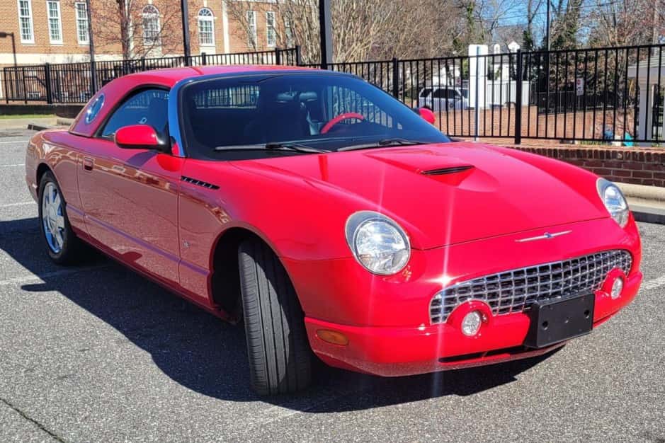 2003 Ford Thunderbird (2002-2005) sold for $19,500