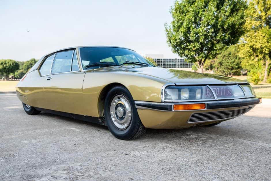 1971 Citroen SM sold for $34,250