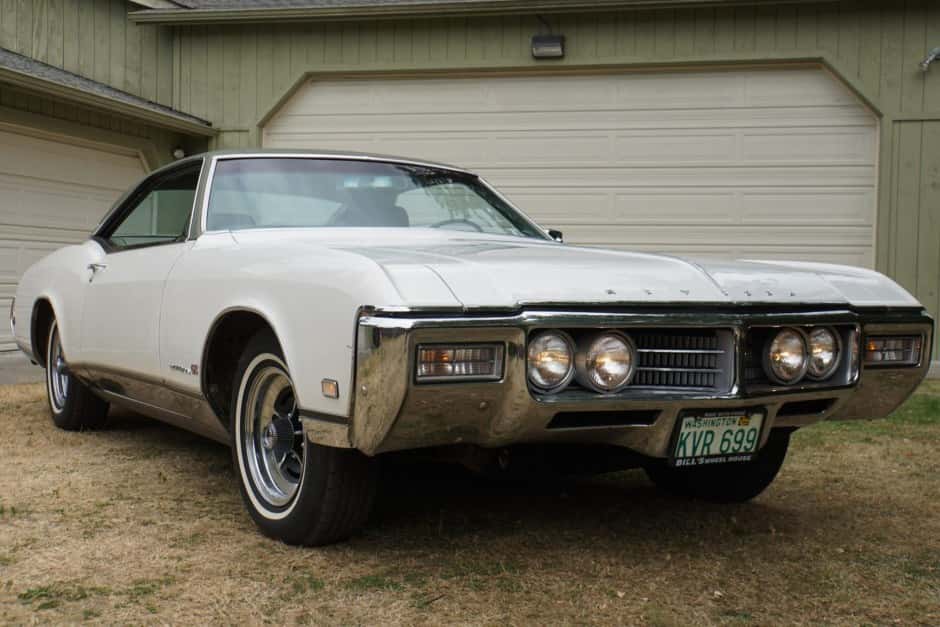 1969 Buick Riviera sold for $9,000
