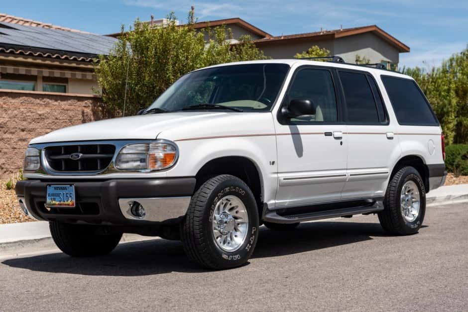 1999 Ford Explorer sold for $13,850