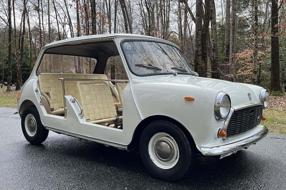 1976 Mini Mk III-Mk V sold for $15,000