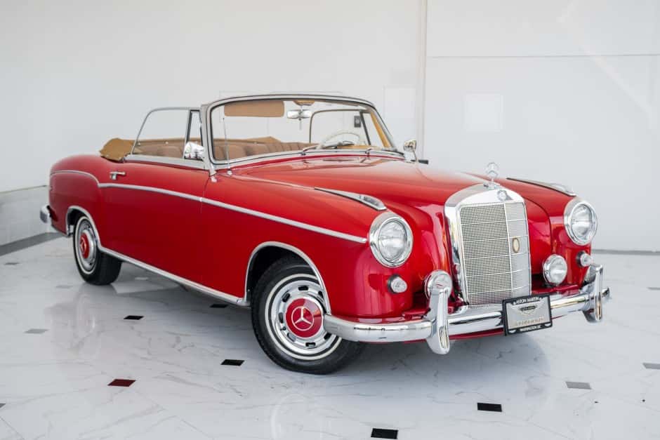 1960 Mercedes-Benz Ponton sold for $140,000