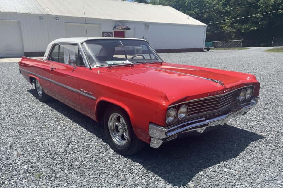 1963 Oldsmobile 88 sold for $13,600