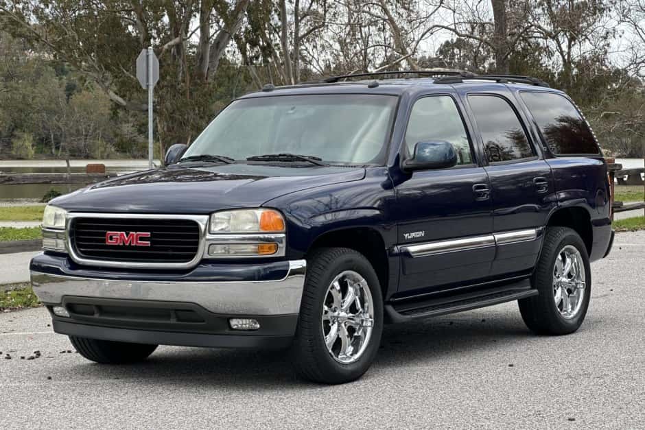 2005 GMC Yukon GMT800 sold for $9,500