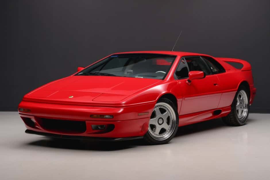 1995 Lotus Esprit sold for $54,000