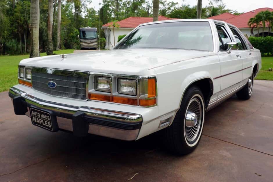 1989 Ford LTD sold for $10,000