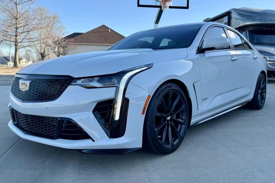 2023 Cadillac CT4 & CT4-V sold for $52,000
