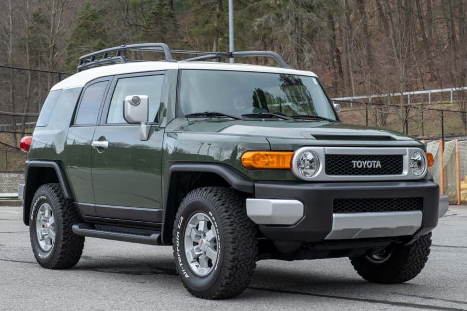 2014 Toyota FJ Cruiser sold for $69,500