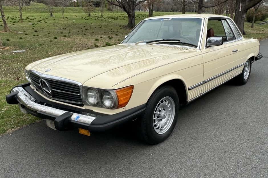 1979 Mercedes-Benz C107 SLC sold for $13,600