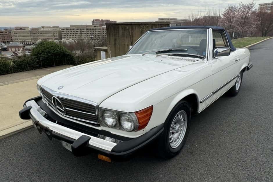 1983 Mercedes-Benz R107 SL sold for $8,000