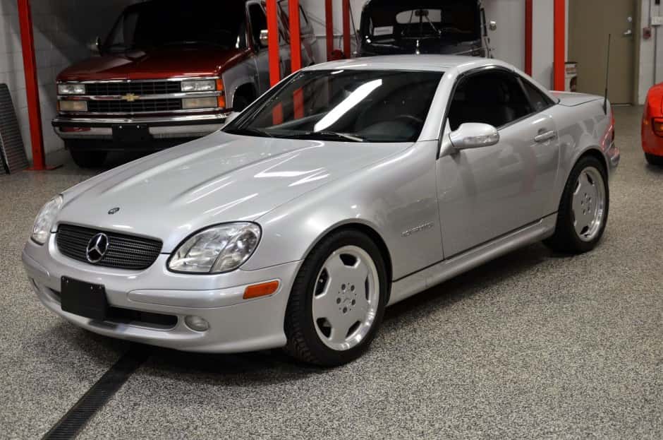2003 Mercedes-Benz SLK-Class sold for $9,100