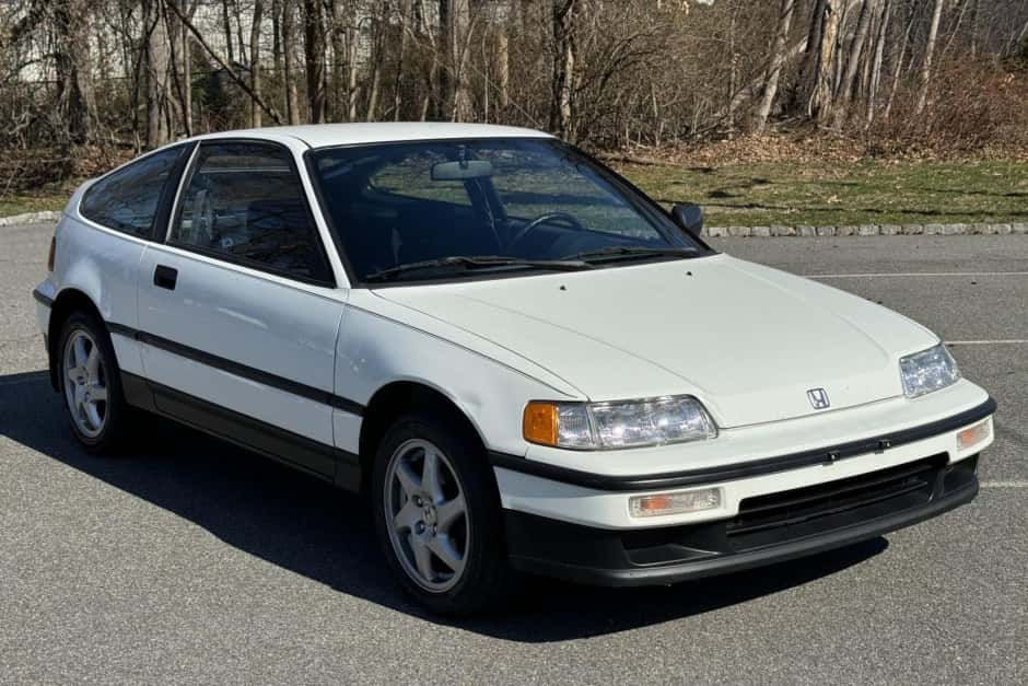 1990 Honda CRX sold for $8,100