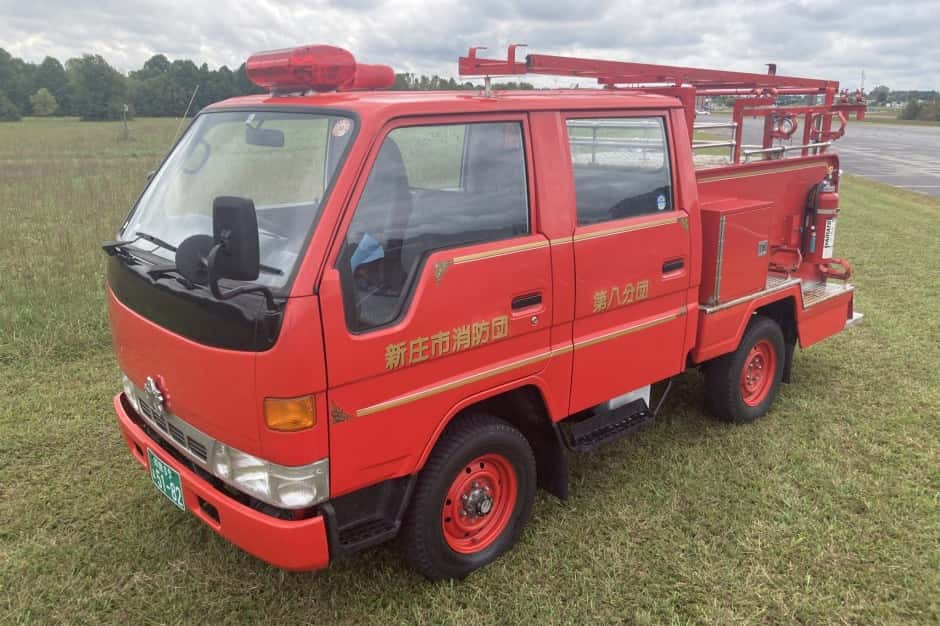 1995 Toyota HiAce sold for $25,000