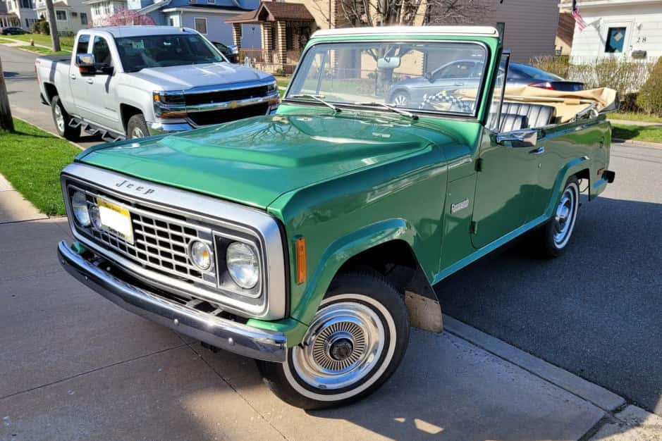 1973 Jeep Jeepster Commando sold for $17,750