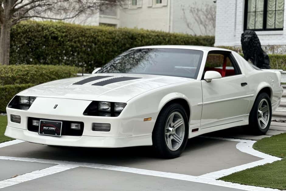 1990 Chevrolet Camaro 3rd Generation 1982-1992 sold for $36,000