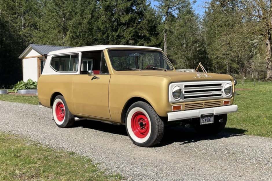 1972 International Harvester Scout sold for $17,000