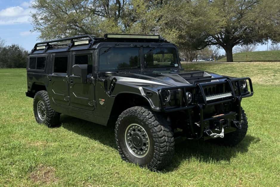 2000 Hummer H1 sold for $120,000