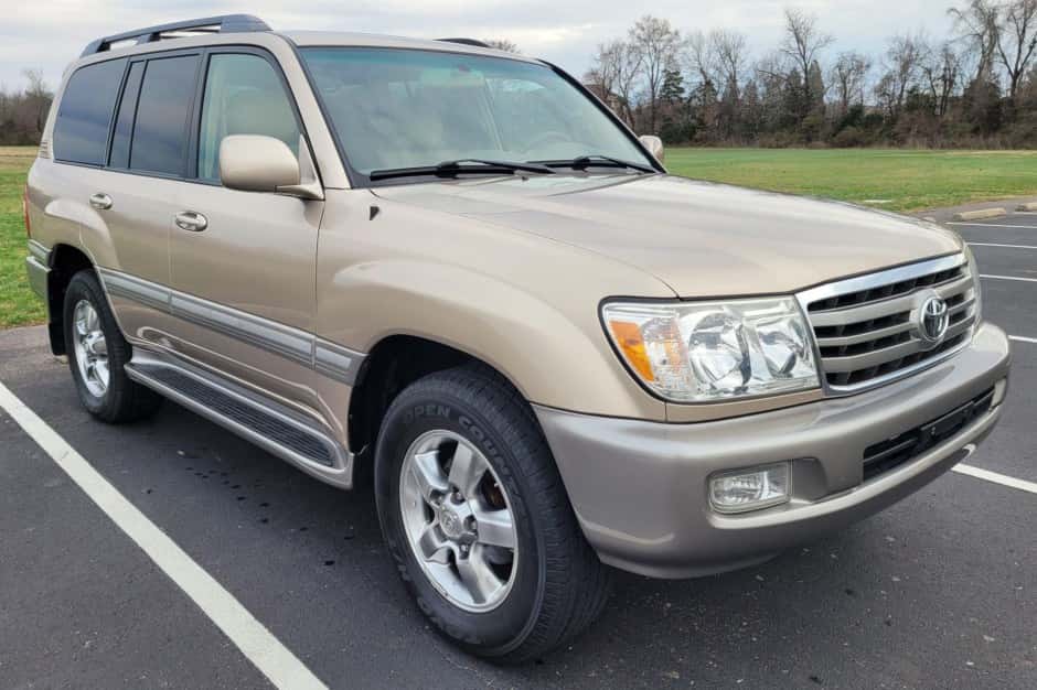 2006 Toyota Land Cruiser 100-Series sold for $29,000