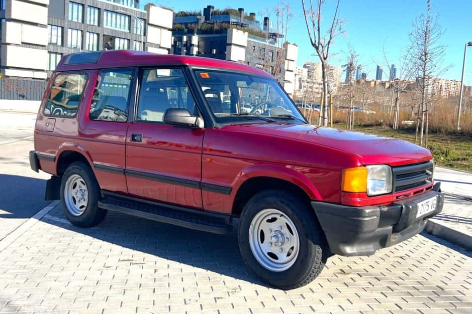 1997 Land Rover Discovery sold for $17,000
