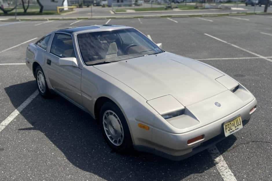 1987 Nissan Z31 300ZX sold for $13,250
