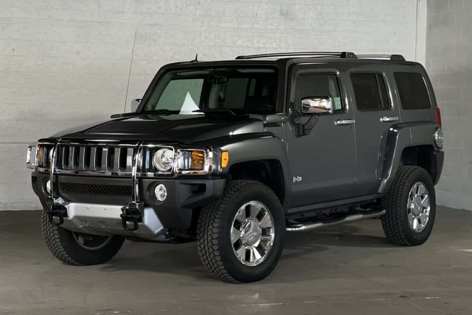 2008 Hummer H3 sold for $44,000