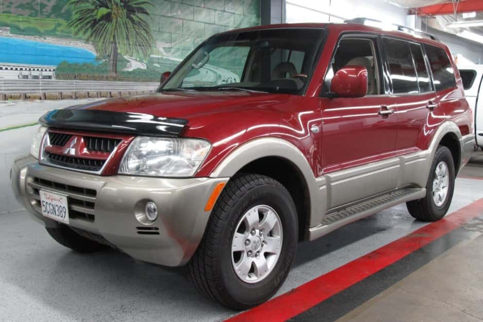 2003 Mitsubishi Pajero & Montero sold for $8,878