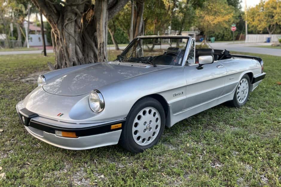 1987 Alfa Romeo 105/115 Spider Series 3 sold for $11,500