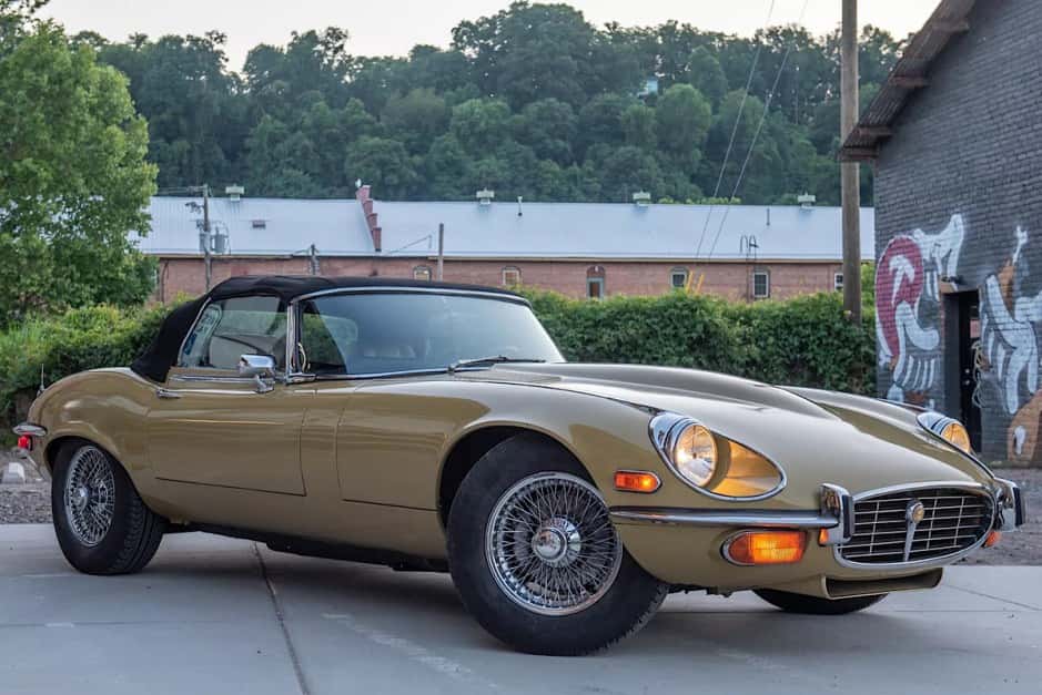 1974 Jaguar XKE Series III sold for $46,250