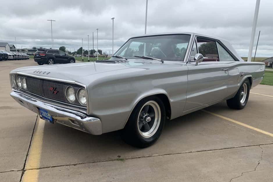 1967 Dodge Coronet sold for $28,000