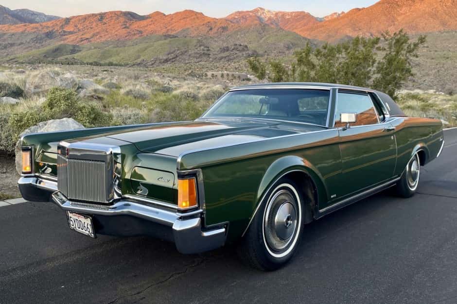 1971 Lincoln Continental Mark III (1969-1971) sold for $34,000