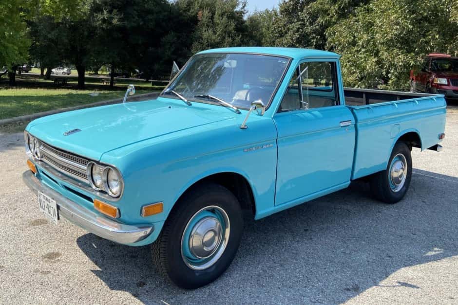 1971 Datsun Pickup sold for $9,000