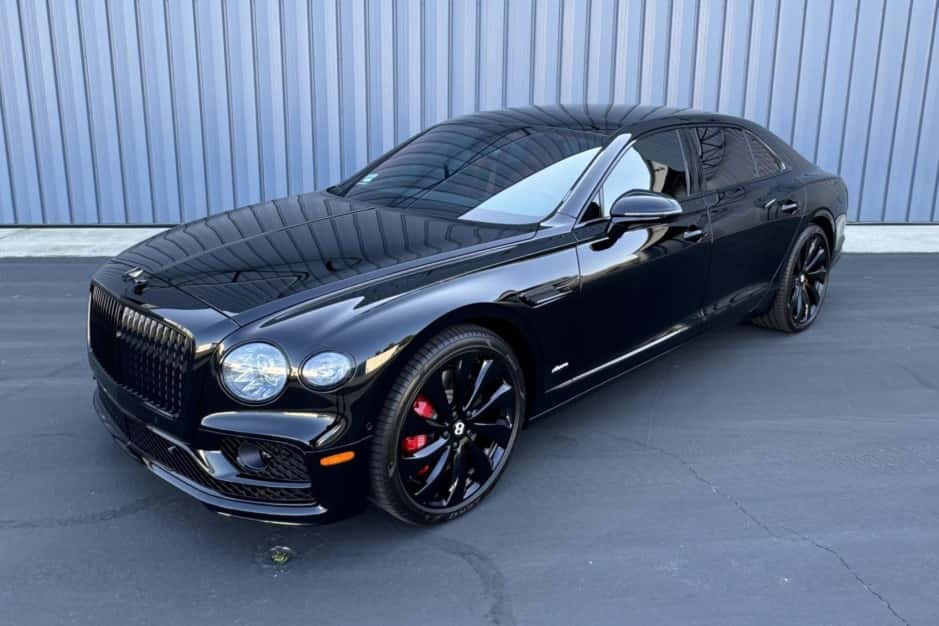 2023 Bentley Continental Flying Spur sold for $185,000