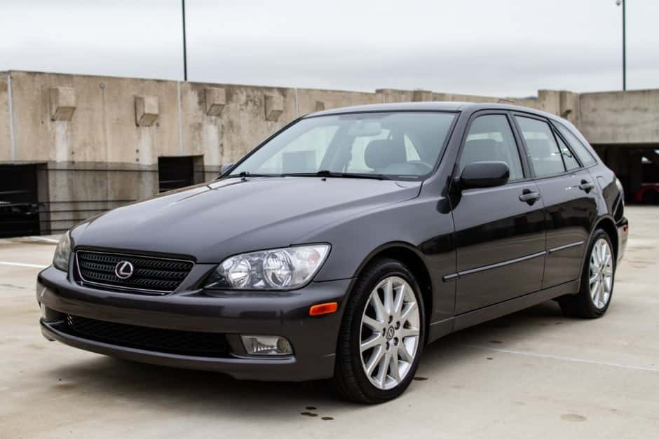 2005 Lexus IS sold for $14,850
