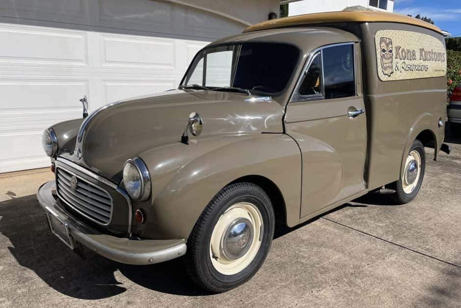 1959 Morris Minor sold for $12,250