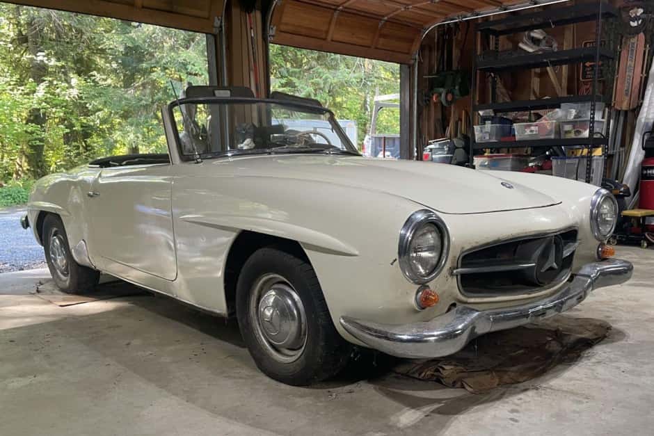 1960 Mercedes-Benz 190SL sold for $44,750