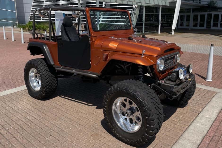 1965 Toyota Land Cruiser FJ40 sold for $35,000