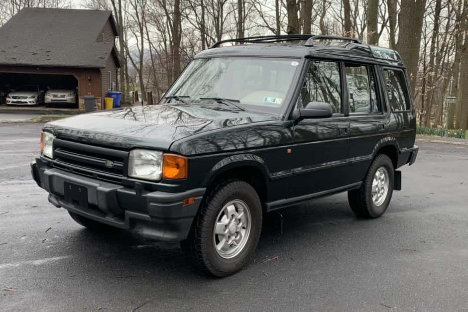 1995 Land Rover Discovery sold for $20,250