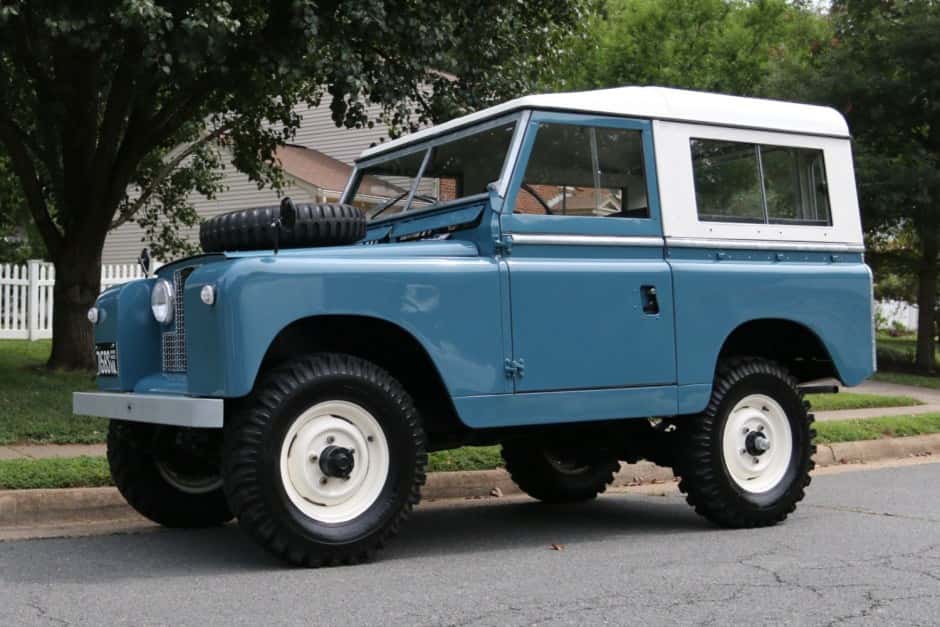 1967 Land Rover Series 88 sold for $38,000