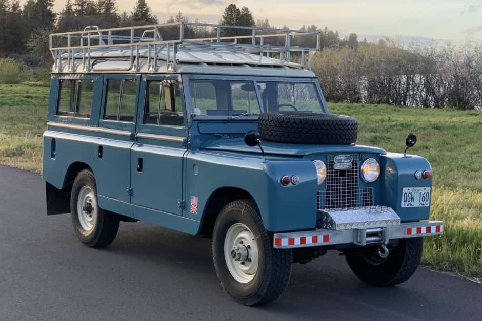 1967 Land Rover Series 109 sold for $80,000