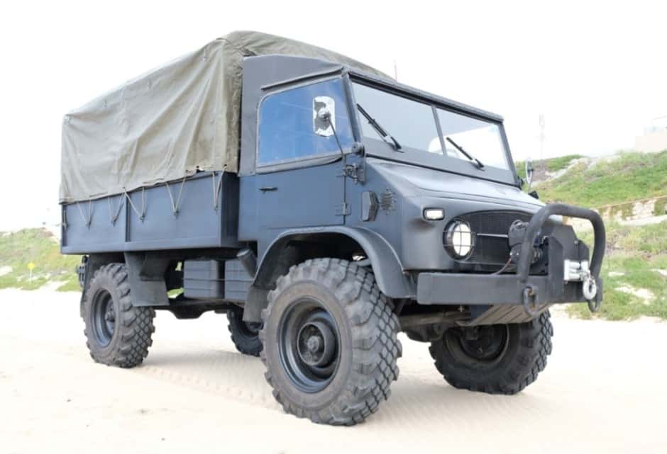 1963 Mercedes-Benz Unimog sold for $14,200