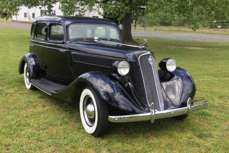 1935 Studebaker Commander sold for $19,250