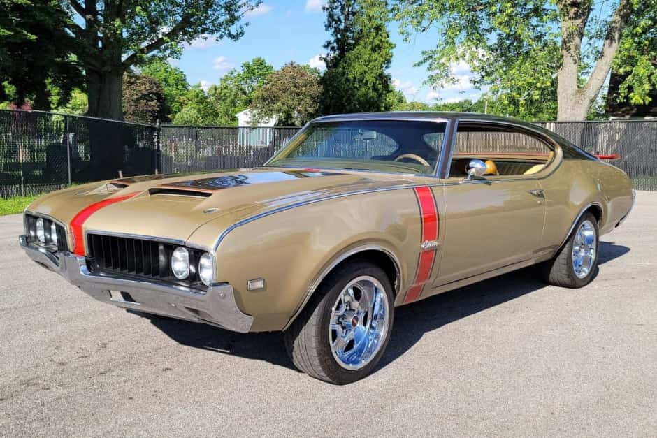 1969 Oldsmobile Cutlass sold for $19,500