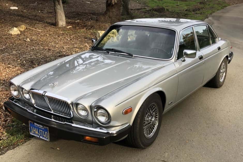 1983 Jaguar XJ Series 3 (1980-1992) sold for $7,900