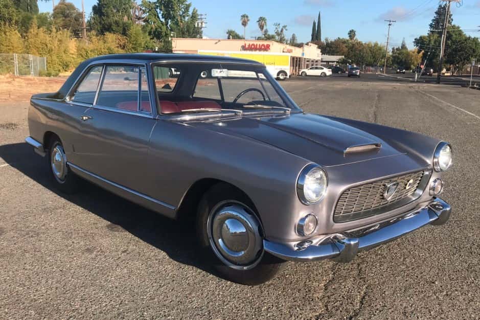 1962 Lancia Flaminia sold for $10,350