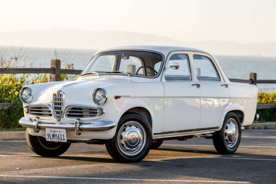 1961 Alfa Romeo 750/101 Series Giulietta & Giulia sold for $24,000