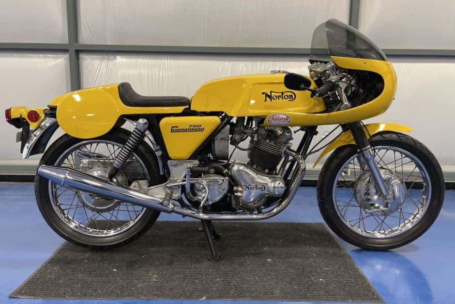 1972 Norton Commando sold for $9,255