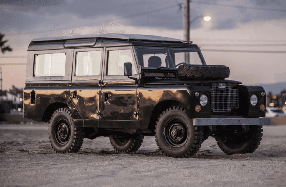 1967 Land Rover Series 109 sold for $23,500