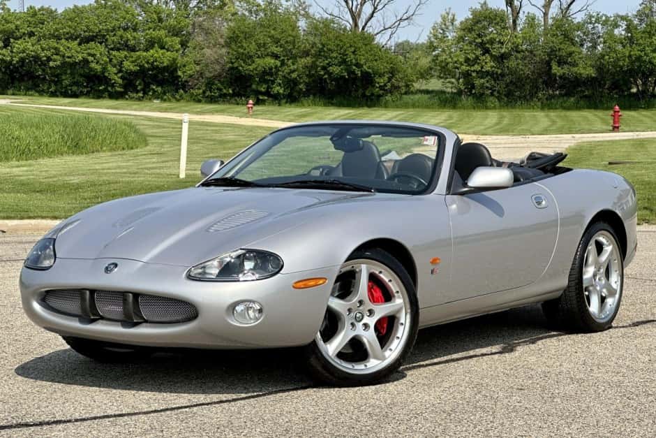 2004 Jaguar XKR sold for $29,275