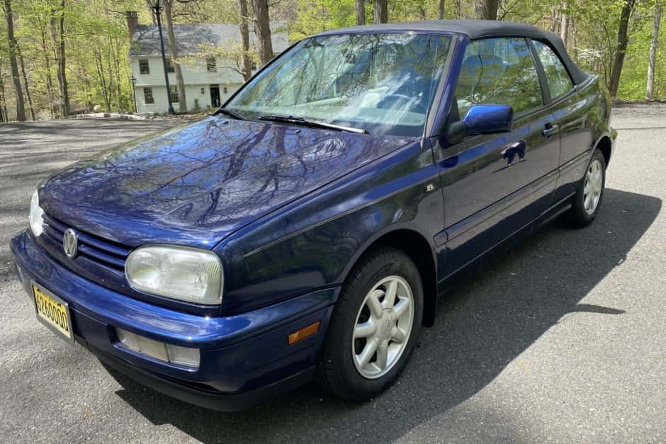 1996 Volkswagen Golf/Rabbit Cabriolet sold for $9,400