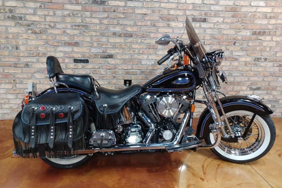 1998 Harley-Davidson Softail sold for $9,100